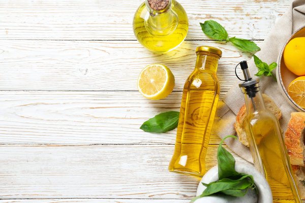 How to Prepare a Complete and Balanced Homemade Meal for a Maltese with Liver Disease?